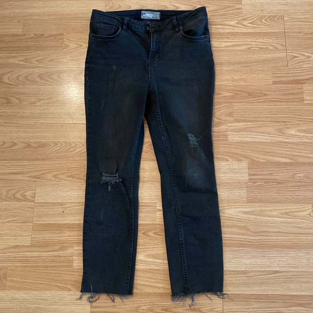 Free people lightly worn jeans.